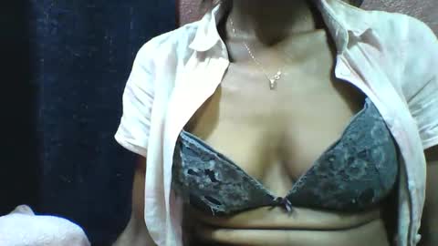 alicia253177 online show from 09-22-25, 02:57