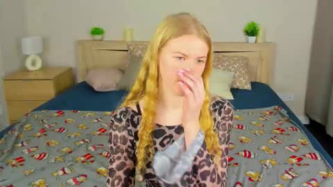 Alicia 2 GMT 3am-9am TueThuFriSun 9am-15pm Sat online show from 01-07-26, 12:57