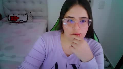 Snapshot of alicia_hotxx chatting on 12-13-24, 06:38 alison online show from 12-13-24, 06:38