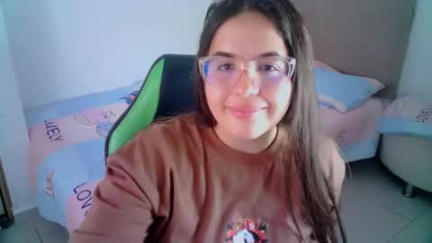 Snapshot of alicia_hotxx chatting on 01-18-25, 12:02 alison online show from 01-18-25, 12:02