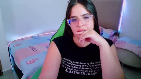 Snapshot of alicia_hotxx chatting on 02-03-25, 09:50 alison online show from 02-03-25, 09:50