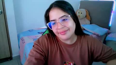 Snapshot of alicia_hotxx chatting on 02-18-25, 05:53 alison online show from 02-18-25, 05:53