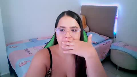 Snapshot of alicia_hotxx chatting on 02-22-25, 09:15 alison online show from 02-22-25, 09:15