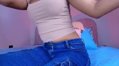 Alicia Kyse  online show from 05-31-26, 03:04