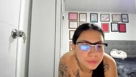 alicia_rainbow online show from 06-05-26, 06:52
