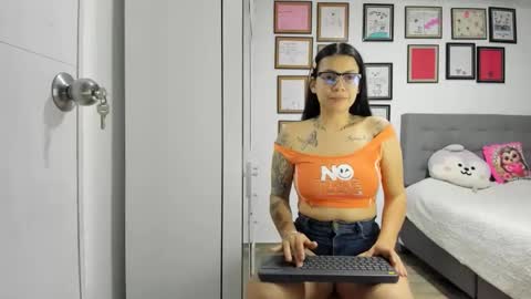 alicia_rainbow online show from 06-11-26, 03:04