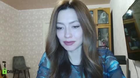 Snapshot of alicia_savory chatting on 12-18-24, 04:20 Alicia online show from 12-18-24, 04:20