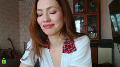 Snapshot of alicia_savory chatting on 12-20-24, 10:05 Alicia online show from 12-20-24, 10:05