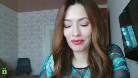 Snapshot of alicia_savory chatting on 01-07-25, 08:24 Alicia online show from 01-07-25, 08:24