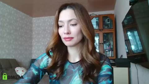 Snapshot of alicia_savory chatting on 01-17-25, 08:02 Alicia online show from 01-17-25, 08:02