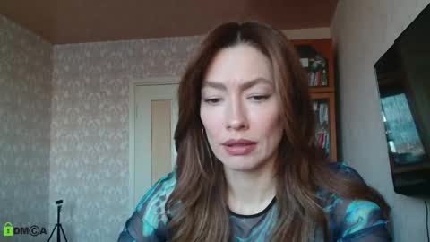 Snapshot of alicia_savory chatting on 10-22-25, 04:46 Alicia online show from 10-22-25, 04:46