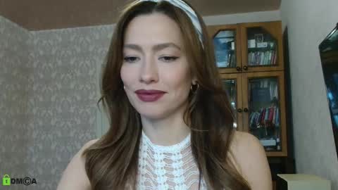 Snapshot of alicia_savory chatting on 11-18-25, 05:45 Alicia online show from 11-18-25, 05:45