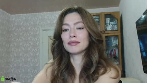 Snapshot of alicia_savory chatting on 11-19-25, 05:40 Alicia online show from 11-19-25, 05:40