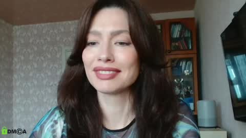 Snapshot of alicia_savory chatting on 06-10-26, 12:59 Alicia online show from 06-10-26, 12:59