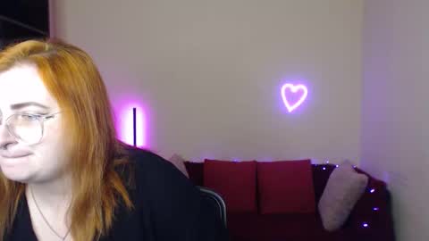 Alicia online show from 12-14-25, 06:41