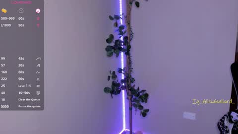 Jennyfer online show from 02-19-25, 10:53