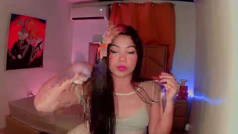 Snapshot of aliciabiden chatting on 01-13-25, 04:28 aliciabiden online show from 01-13-25, 04:28