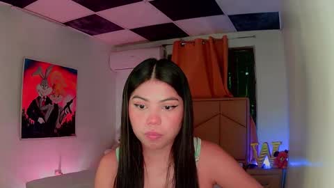 Snapshot of aliciabiden chatting on 01-17-25, 10:11 aliciabiden online show from 01-17-25, 10:11