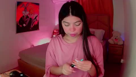 Snapshot of aliciabiden chatting on 02-16-25, 10:54 aliciabiden online show from 02-16-25, 10:54