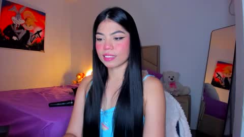 Snapshot of aliciabiden chatting on 05-11-26, 10:21 aliciabiden online show from 05-11-26, 10:21