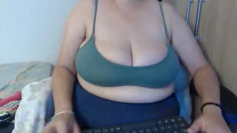 of  online show from 01-15-26, 06:44