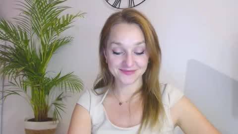 Alicia online show from 11-25-25, 06:08