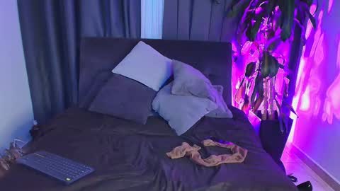 Snapshot of aliciawonderxx chatting on 03-01-26, 11:18 aliciawonderxx online show from 03-01-26, 11:18