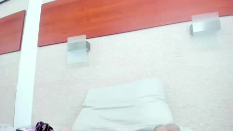 Snapshot of alicie_green chatting on 02-17-25, 05:36 im tutti online show from 02-17-25, 05:36