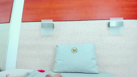 Snapshot of alicie_green chatting on 11-13-25, 02:10 im tutti online show from 11-13-25, 02:10