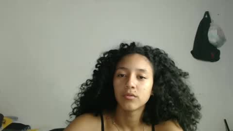 Snapshot of alicie_sexy_hot_20 chatting on 02-22-25, 05:55 ana online show from 02-22-25, 05:55