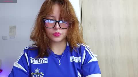 aliciia_23 online show from 03-18-26, 12:47