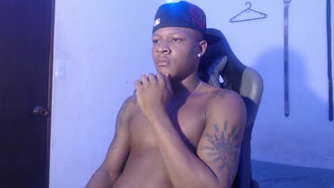 Snapshot of alid_17 chatting on 01-08-25, 05:05 Alid 17 online show from 01-08-25, 05:05