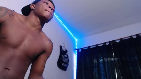 Snapshot of alid_17 chatting on 01-29-25, 06:28 Alid 17 online show from 01-29-25, 06:28