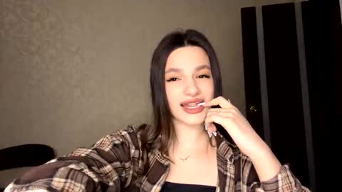 Niki online show from 03-19-26, 03:27