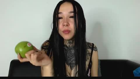    online show from 04-08-26, 01:27