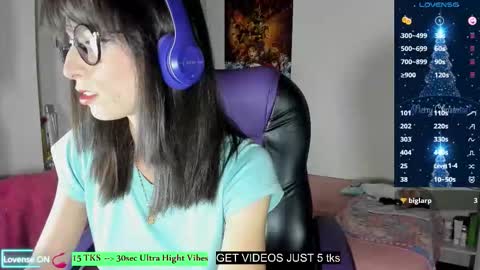 Snapshot of alien_universe chatting on 01-10-26, 11:42 Aiko Independent Model online show from 01-10-26, 11:42