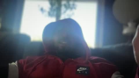 Snapshot of aliensuperstar423 chatting on 11-01-25, 02:41 aliensuperstar423 online show from 11-01-25, 02:41