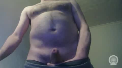 Snapshot of aligator2001 chatting on 11-15-25, 06:48 daddy online show from 11-15-25, 06:48