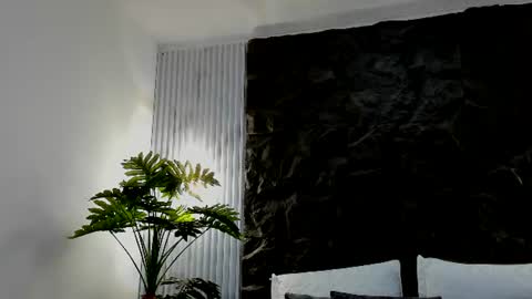 Snapshot of aliice_greco chatting on 07-29-26, 12:36 Alice online show from 07-29-26, 12:36