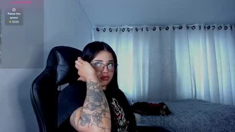 Snapshot of aliice_walker_ chatting on 02-23-26, 05:43 aliice_walker_ online show from 02-23-26, 05:43