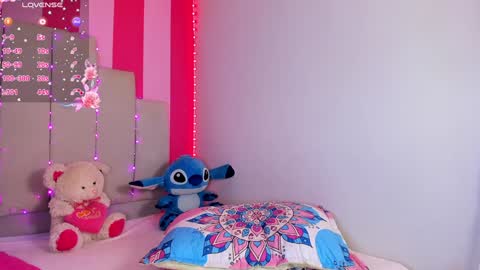 Snapshot of aliice_wonderland_ chatting on 01-11-25, 10:29 Aliice Brown online show from 01-11-25, 10:29