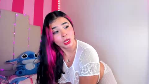 Snapshot of aliice_wonderland_ chatting on 02-08-25, 07:26 Aliice Brown online show from 02-08-25, 07:26