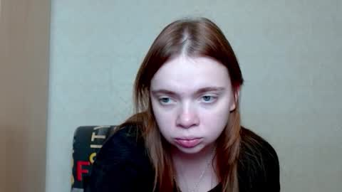 Snapshot of aliiice_stone chatting on 11-29-25, 09:18 Alice online show from 11-29-25, 09:18