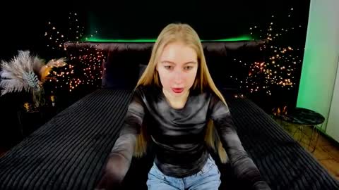 Alina online show from 09-14-25, 12:04