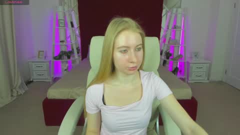 Alina online show from 05-17-26, 05:38