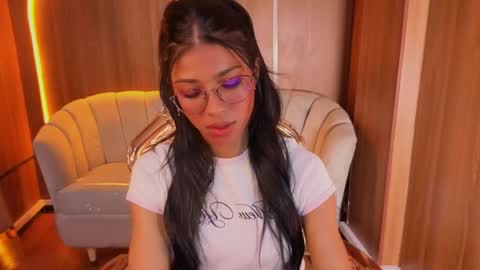 alina_b_ online show from 05-26-26, 08:05