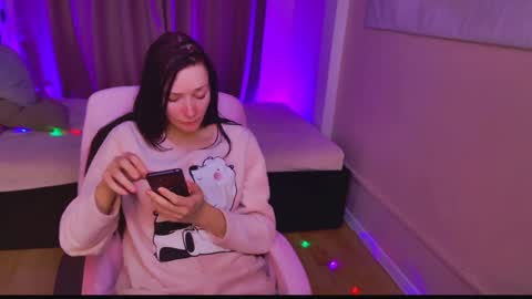 Alina online show from 12-17-24, 04:23