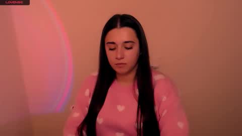 Snapshot of alinaasti_ chatting on 12-04-25, 08:23 Alina online show from 12-04-25, 08:23