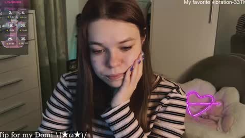 Snapshot of alinabae chatting on 02-19-25, 06:32 Alina and Ben online show from 02-19-25, 06:32