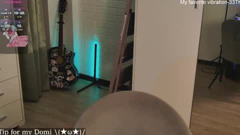 Snapshot of alinabae chatting on 02-23-25, 06:34 Alina and Ben online show from 02-23-25, 06:34